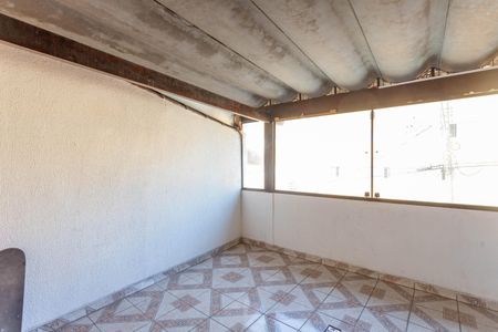 Casa à venda com 120m², 2 quartos e 2 vagasVaranda / área de serviço 