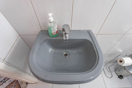 Casa à venda com 120m², 2 quartos e 2 vagasBanheiro 