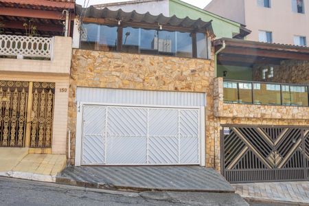 Casa à venda com 120m², 2 quartos e 2 vagasFachada 