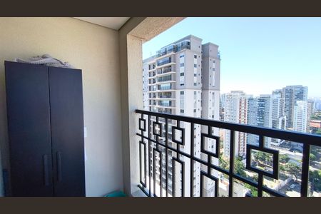 Studio para alugar com 30m², 1 quarto e sem vaga Studio para alugar com 30m², 1 quarto e sem vagaVaranda