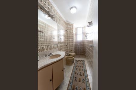 Apartamento à venda com 130m², 3 quartos e 1 vagaBanheiro