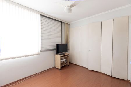 Apartamento à venda com 130m², 3 quartos e 1 vagaSuíte