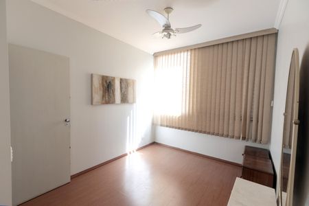 Apartamento à venda com 130m², 3 quartos e 1 vagaQuarto 2