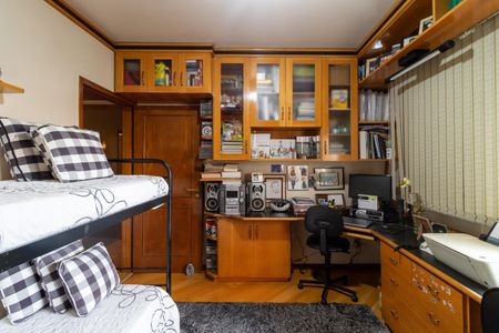 Apartamento à venda com 117m², 3 quartos e 1 vagaQuarto 2