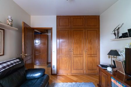 Apartamento à venda com 117m², 3 quartos e 1 vagaQuarto 1