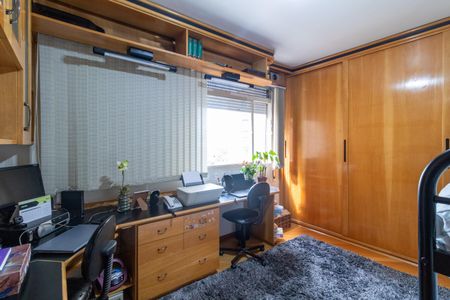 Apartamento à venda com 117m², 3 quartos e 1 vagaQuarto 2