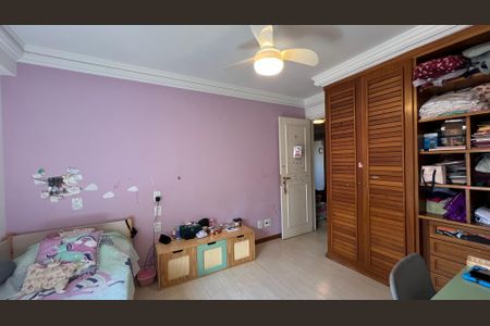 Apartamento à venda com 195m², 3 quartos e 4 vagasSuíte 2