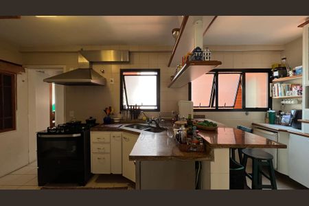 Apartamento à venda com 195m², 3 quartos e 4 vagasCozinha