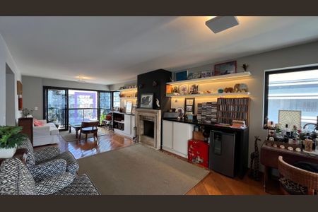 Apartamento à venda com 195m², 3 quartos e 4 vagasSala