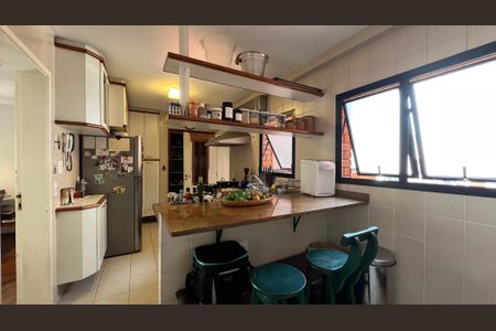 Apartamento à venda com 195m², 3 quartos e 4 vagasCozinha