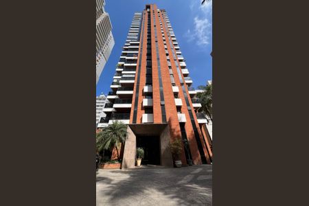 Apartamento à venda com 195m², 3 quartos e 4 vagasFachada