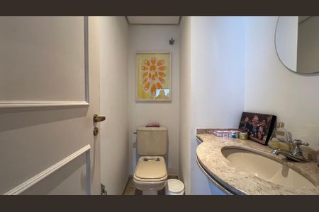 Apartamento à venda com 195m², 3 quartos e 4 vagasLavabo