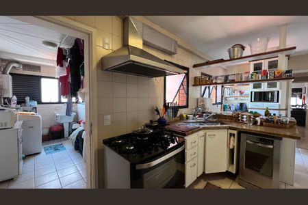 Apartamento à venda com 195m², 3 quartos e 4 vagasCozinha