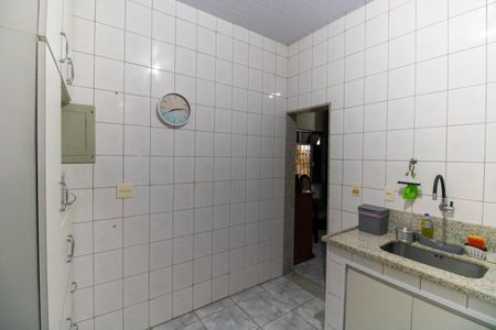 Casa à venda com 230m², 3 quartos e 3 vagas Casa à venda com 230m², 3 quartos e 3 vagasCozinha