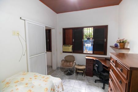 Casa à venda com 230m², 3 quartos e 3 vagas Casa à venda com 230m², 3 quartos e 3 vagasQuarto 1