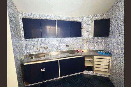 Apartamento à venda com 135m², 4 quartos e sem vagaCozinha