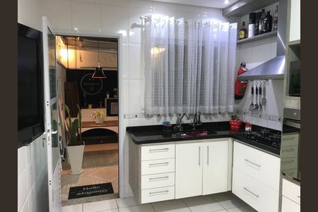 Casa à venda com 84m², 2 quartos e 1 vaga