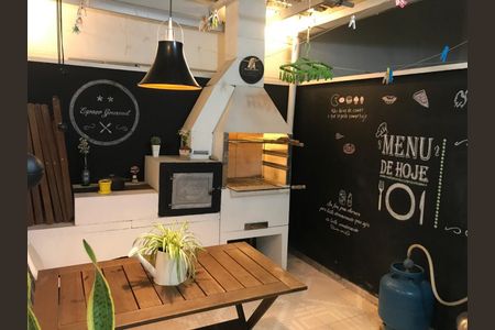 Casa à venda com 84m², 2 quartos e 1 vaga