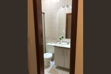 Casa à venda com 84m², 2 quartos e 1 vaga