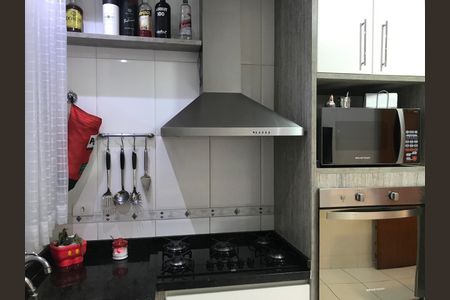 Casa à venda com 84m², 2 quartos e 1 vaga
