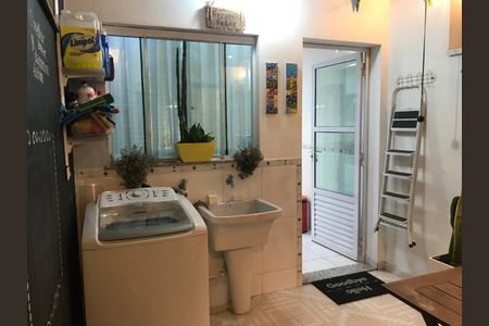 Casa à venda com 84m², 2 quartos e 1 vaga