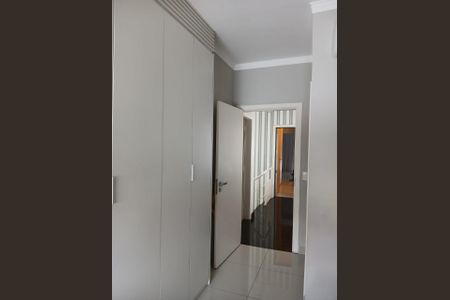 Casa à venda com 398m², 3 quartos e 5 vagasCORREDOR