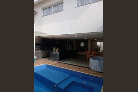 Casa à venda com 398m², 3 quartos e 5 vagasPISCINA