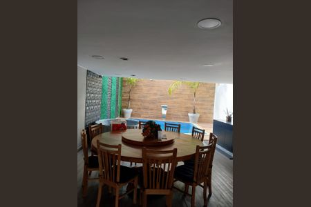 Casa à venda com 398m², 3 quartos e 5 vagasCHURRASQUEIRA