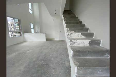 Apartamento à venda com 83m², 1 quarto e 1 vaga