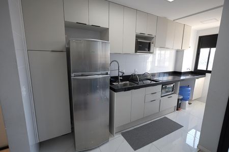 Apartamento à venda com 47m², 2 quartos e 1 vagaCozinha e Área de Serviço