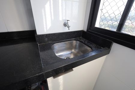 Apartamento à venda com 47m², 2 quartos e 1 vagaCozinha e Área de Serviço