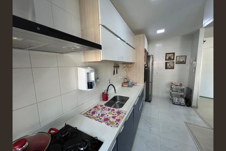 Apartamento à venda com 80m², 2 quartos e 2 vagasCozinha