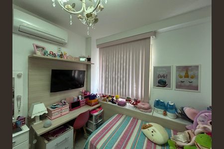 Apartamento à venda com 80m², 2 quartos e 2 vagasQuarto