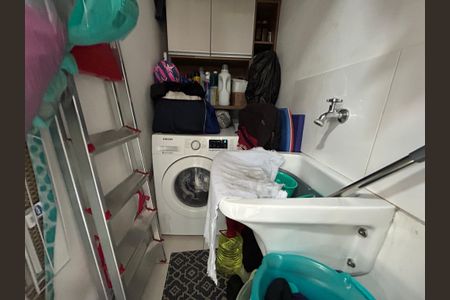 Apartamento à venda com 80m², 2 quartos e 2 vagasÁrea de Serviço