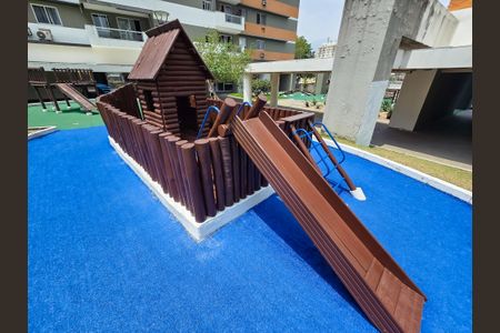 Apartamento à venda com 80m², 2 quartos e 2 vagasÁrea comum - Playground