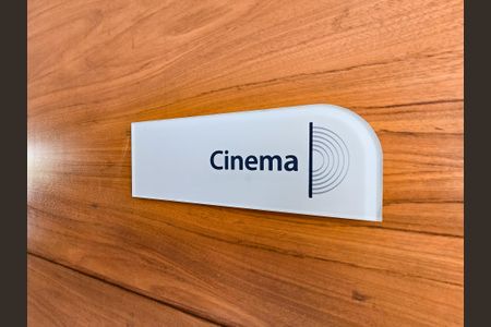 Apartamento à venda com 80m², 2 quartos e 2 vagasÁrea comum - Cinema