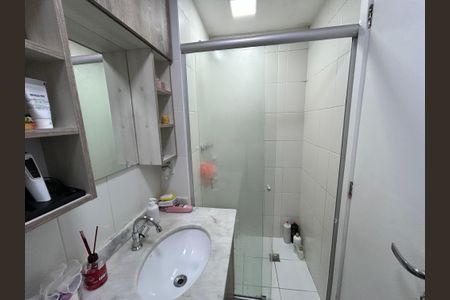 Apartamento à venda com 80m², 2 quartos e 2 vagasBanheiro Social