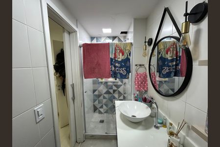 Apartamento à venda com 80m², 2 quartos e 2 vagasBanheiro da Suíte 2