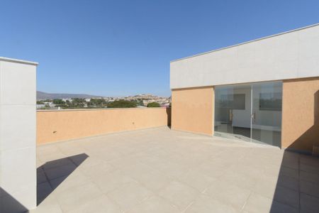 Apartamento à venda com 160m², 3 quartos e 2 vagas Apartamento à venda com 160m², 3 quartos e 2 vagasCobertura
