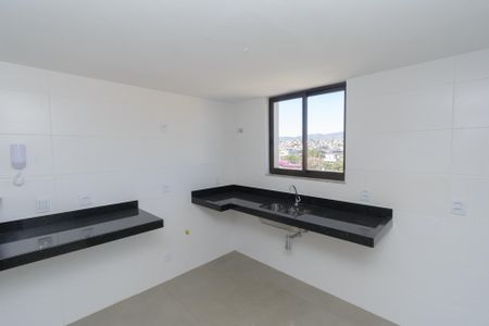 Apartamento à venda com 160m², 3 quartos e 2 vagas Apartamento à venda com 160m², 3 quartos e 2 vagasCozinha e Área de Serviço