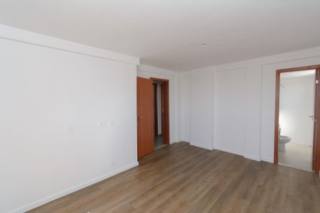 Apartamento à venda com 160m², 3 quartos e 2 vagas Apartamento à venda com 160m², 3 quartos e 2 vagasSuíte