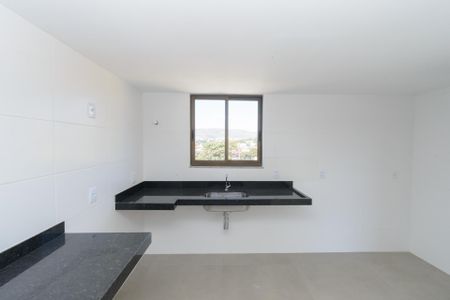 Apartamento à venda com 160m², 3 quartos e 2 vagas Apartamento à venda com 160m², 3 quartos e 2 vagasCozinha e Área de Serviço