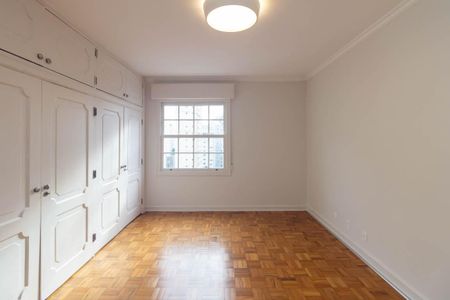 Apartamento para alugar com 230m², 3 quartos e 2 vagasQuarto 2 - Suíte