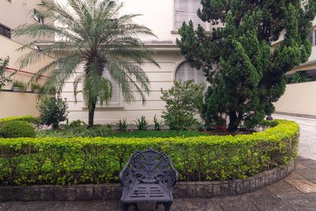 Apartamento para alugar com 230m², 3 quartos e 2 vagasFachada