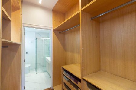 Apartamento para alugar com 230m², 3 quartos e 2 vagasQuarto 1 - Suíte