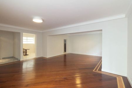 Apartamento para alugar com 230m², 3 quartos e 2 vagasSala