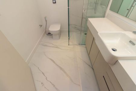 Apartamento para alugar com 230m², 3 quartos e 2 vagasBanheiro 1 - Suíte