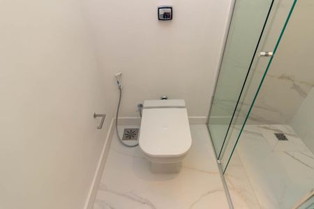 Apartamento para alugar com 230m², 3 quartos e 2 vagasBanheiro 1 - Suíte