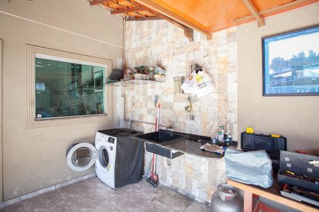 Casa à venda com 140m², 3 quartos e 2 vagas Casa à venda com 140m², 3 quartos e 2 vagasÁrea de Serviço