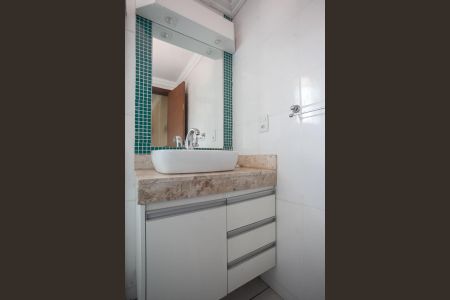 Casa à venda com 140m², 3 quartos e 2 vagas Casa à venda com 140m², 3 quartos e 2 vagasBanheiro da Suíte